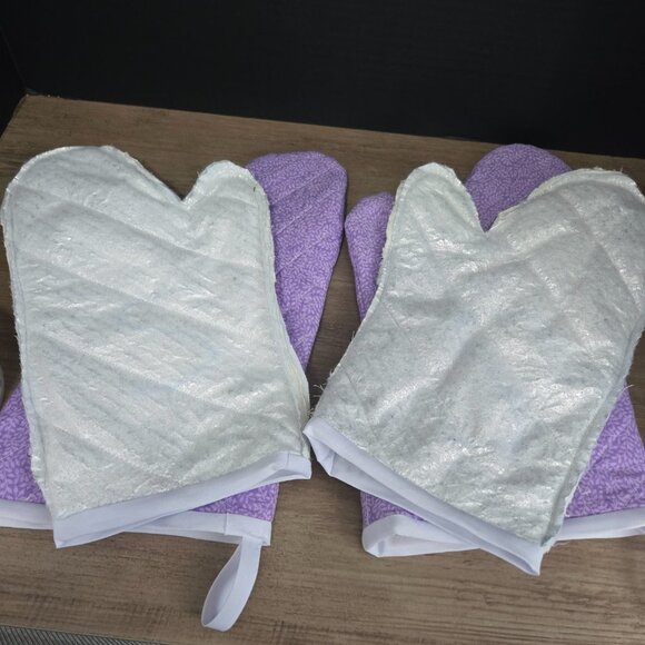 Grandma's Practical Handmade 2 Layer Oven mitt microwave mitt set Purple folage - Picture 2 of 6